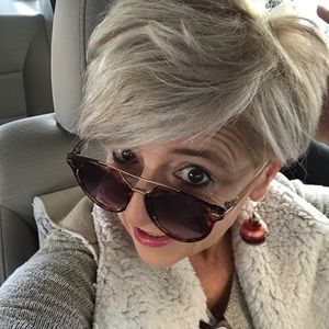 Meet your Posher, Jana